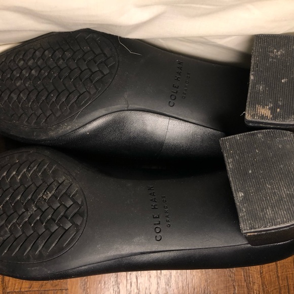 Cole Haan Black Short Heel - Picture 5 of 5